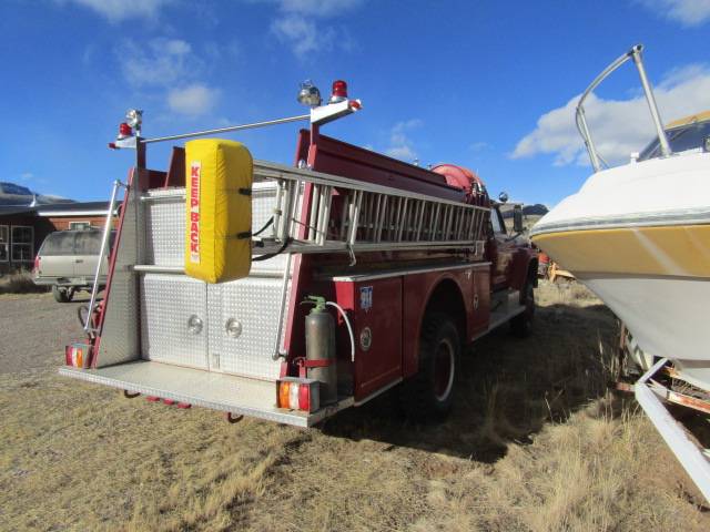Ford-firetruck-1979-red-6