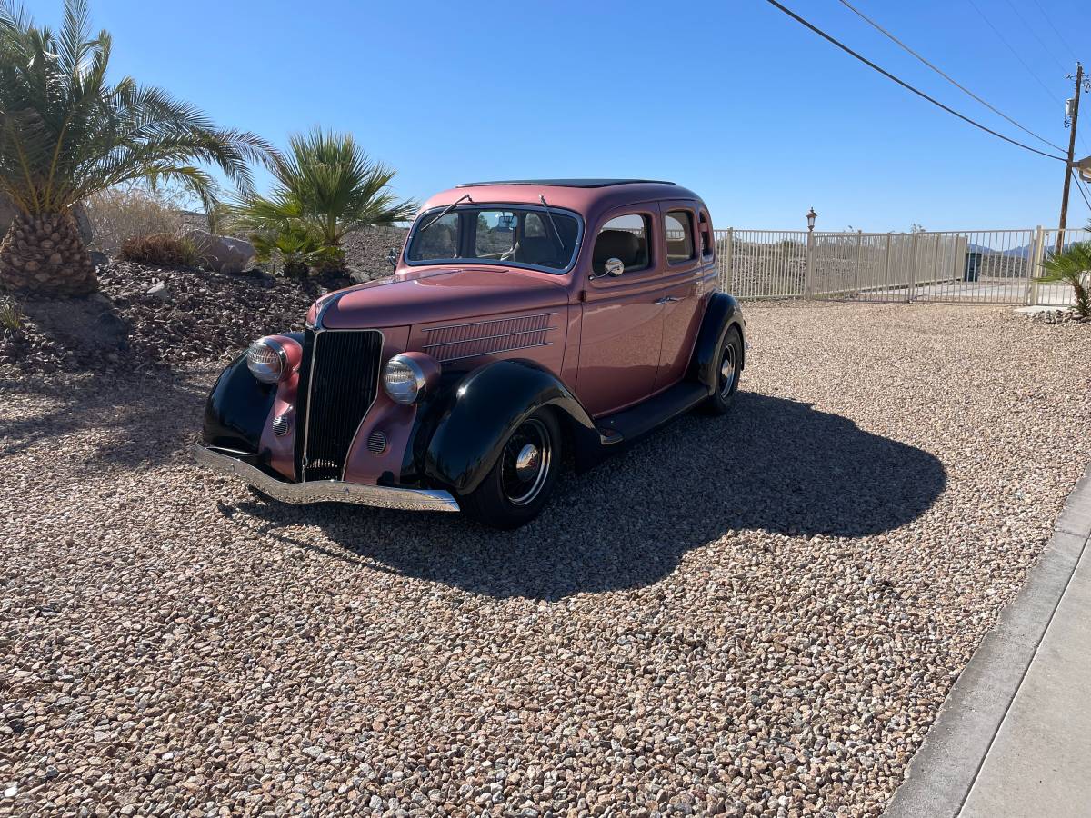 Ford-four-door-1936-custom-1