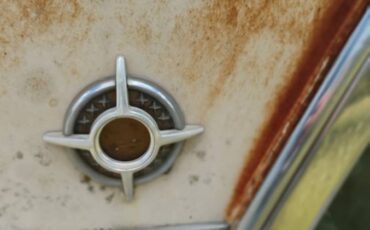 Ford-galaxie-1961-white-1