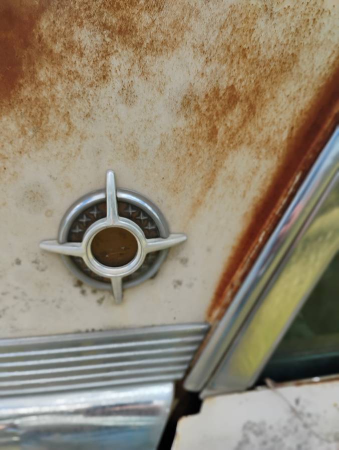 Ford-galaxie-1961-white-1