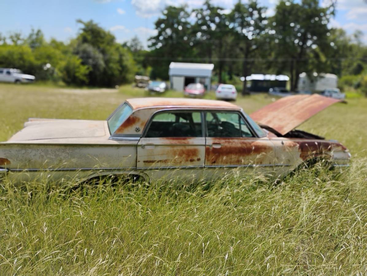 Ford-galaxie-1961-white-12