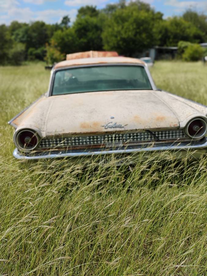 Ford-galaxie-1961-white-16