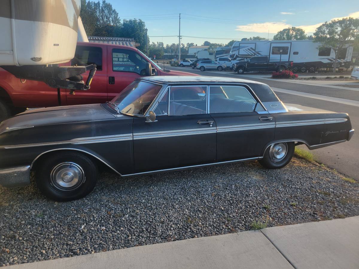 Ford-galaxie-500-1962-14