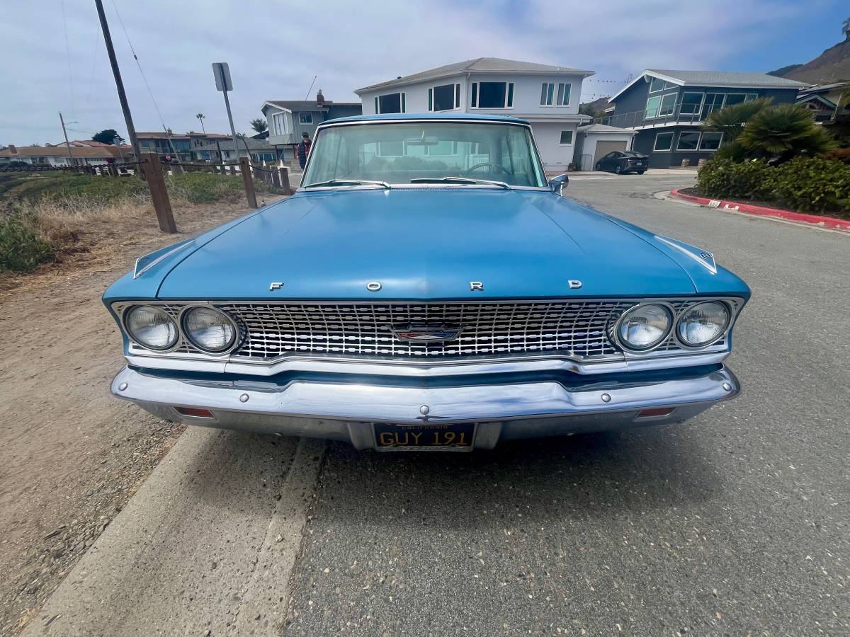 Ford-galaxie-500-1963-blue-2