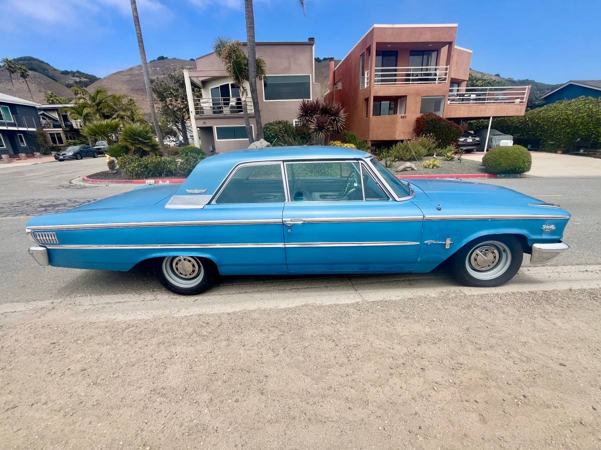 Ford-galaxie-500-1963-blue-5