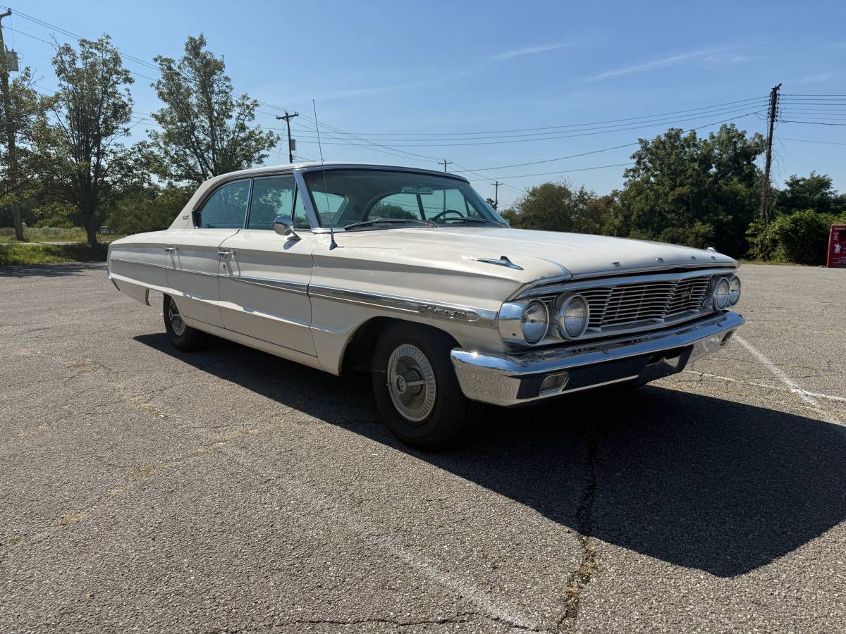 Ford-galaxie-500-1964-white-7