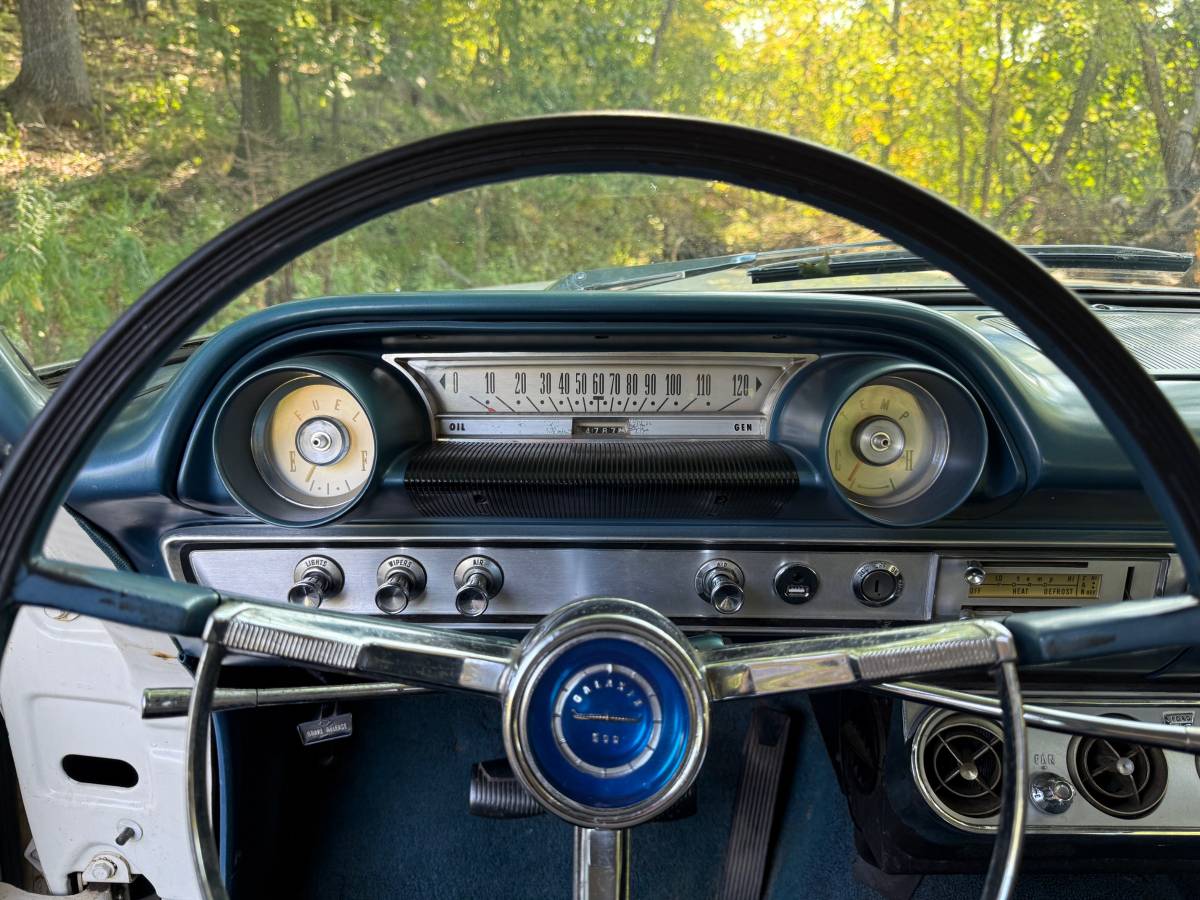 Ford-galaxie-500-1964-white
