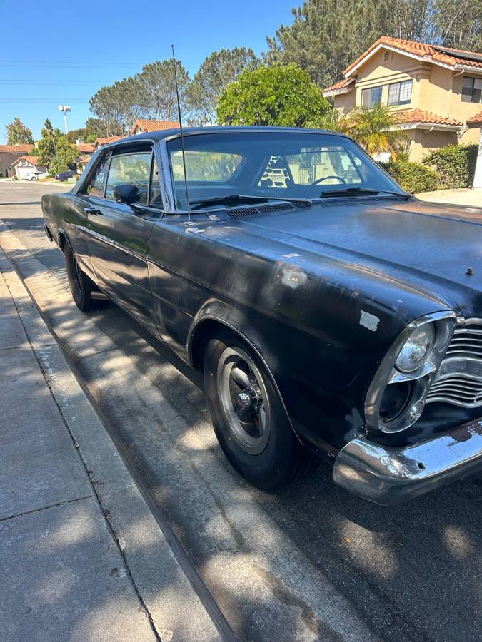 Ford-galaxie-500-1966-black-2