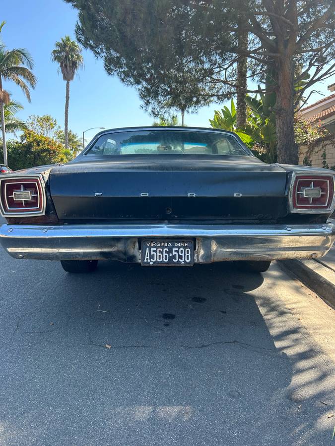 Ford-galaxie-500-1966-black-3