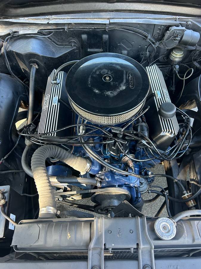 Ford-galaxie-500-1966-black-5