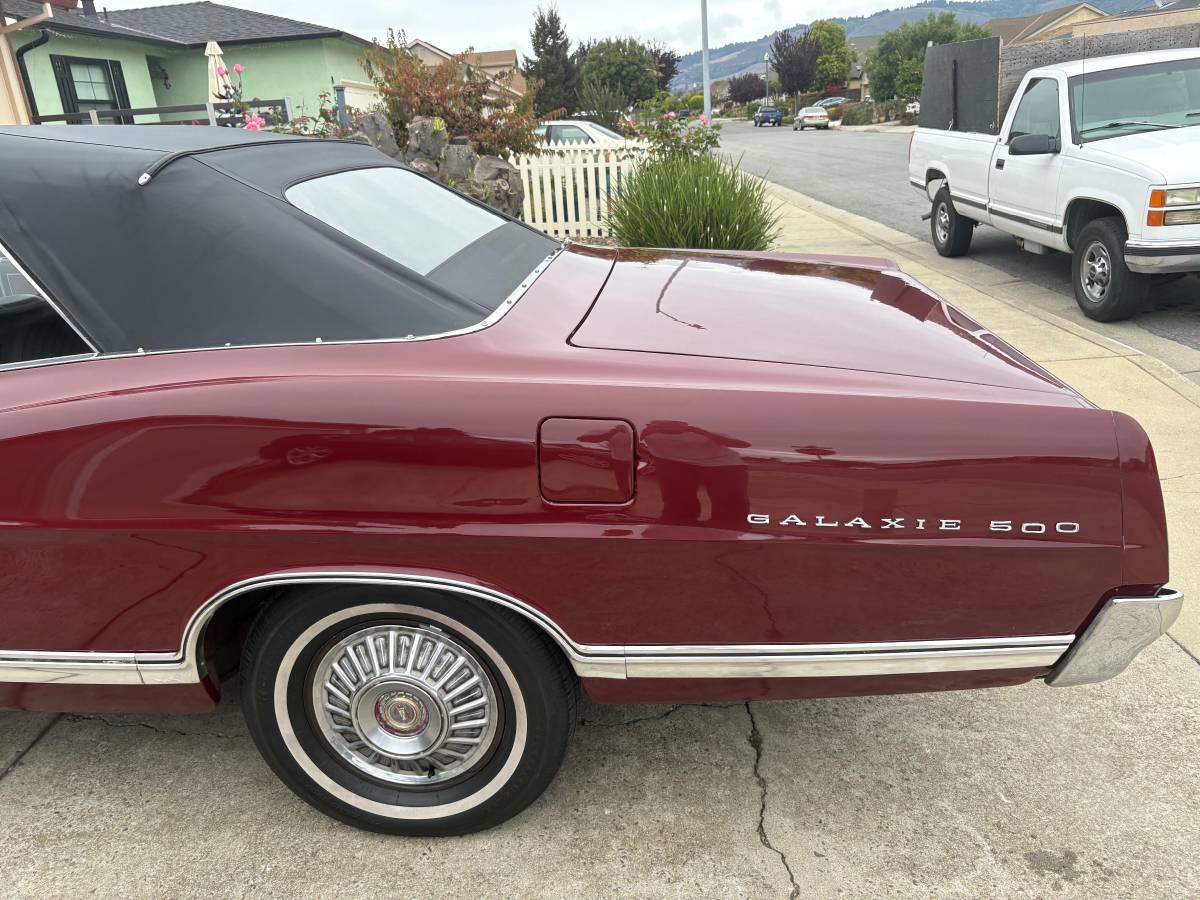 Ford-galaxie-500-1967-1