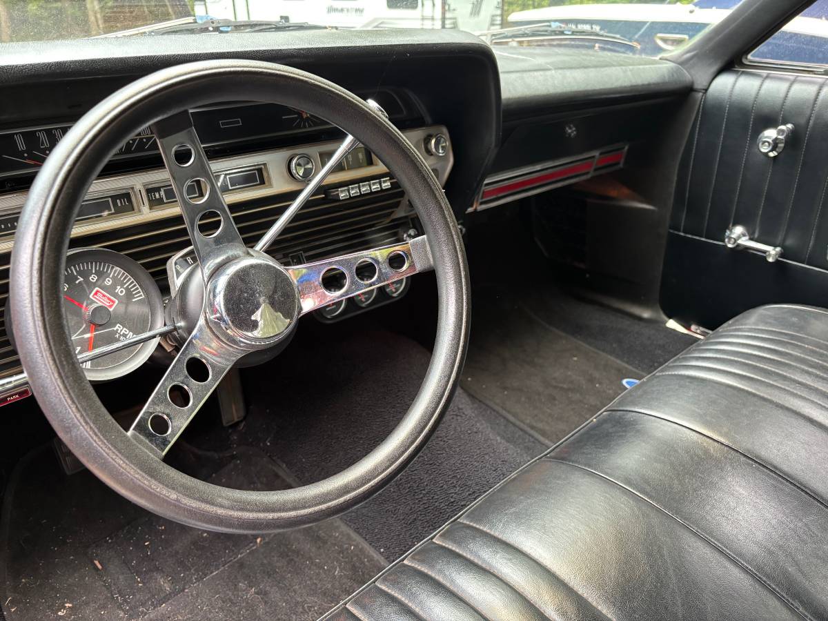 Ford-galaxie-500-1967-4