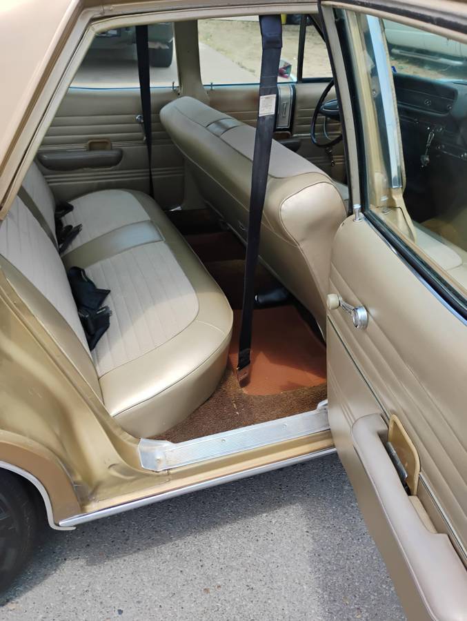 Ford-galaxie-500-1968-10