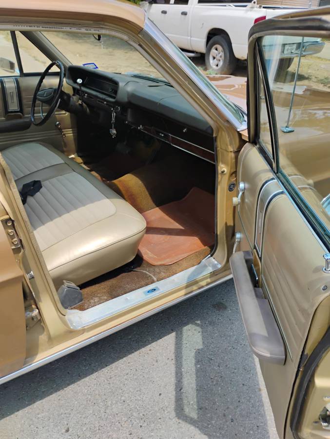 Ford-galaxie-500-1968-2