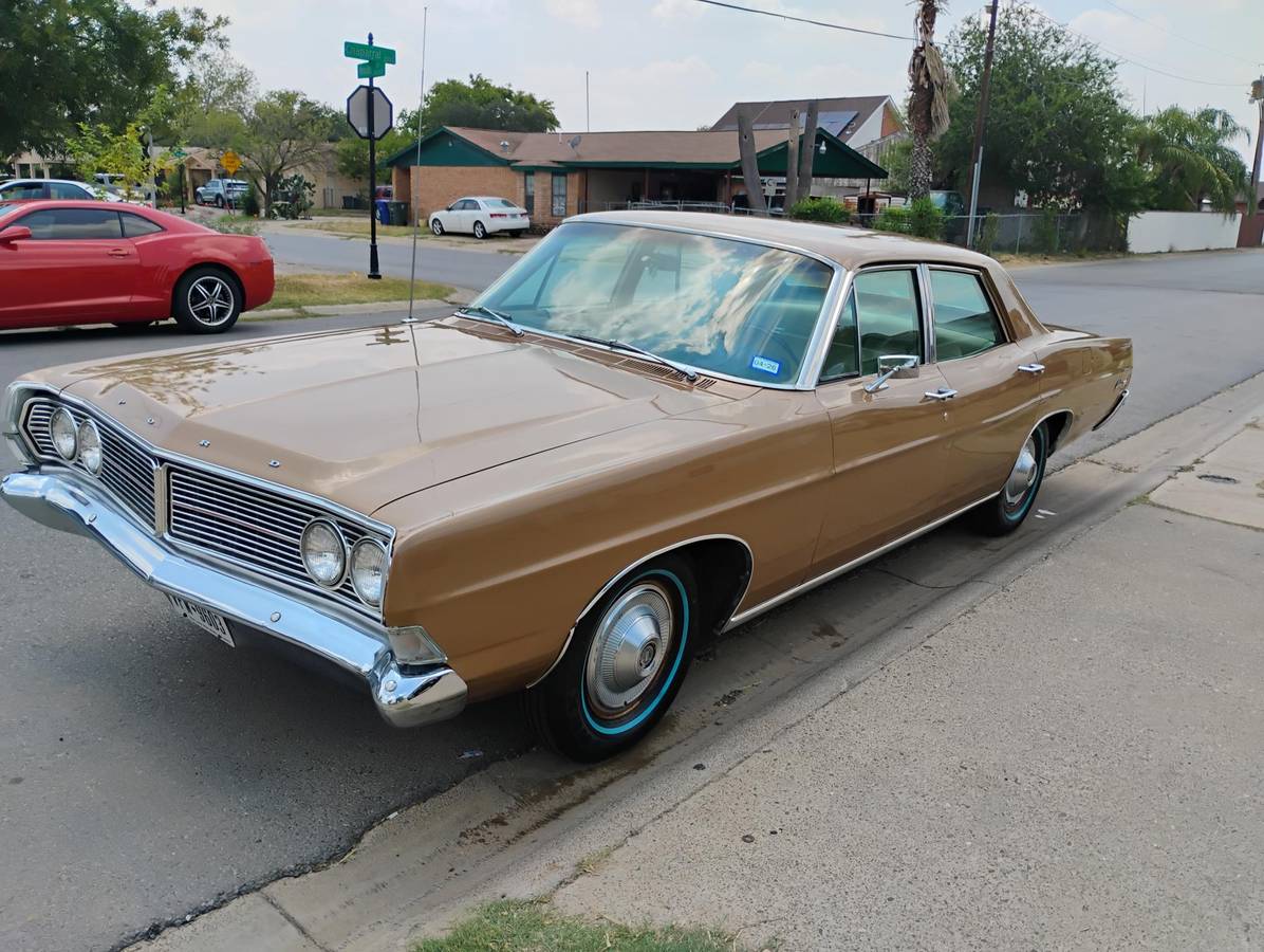 Ford-galaxie-500-1968