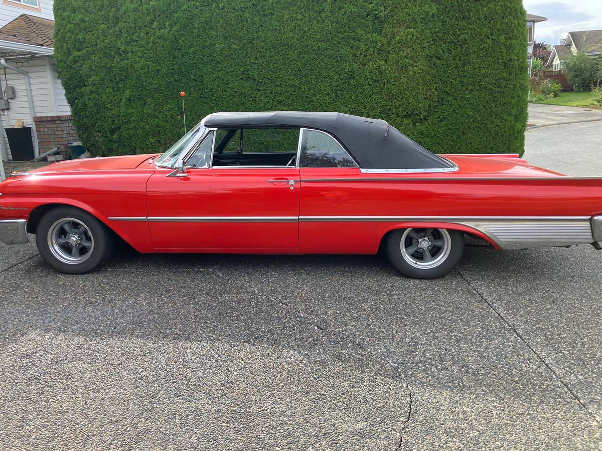 Ford-galaxie-500-convertible-1961-red-10