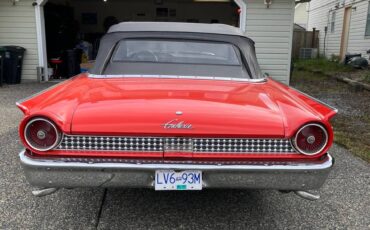 Ford-galaxie-500-convertible-1961-red-13