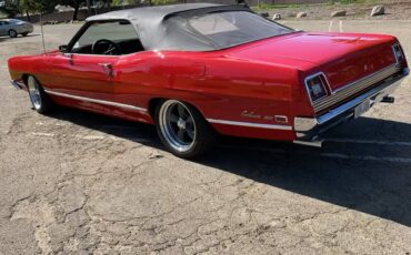 Ford-galaxie-500-convertible-1969-8
