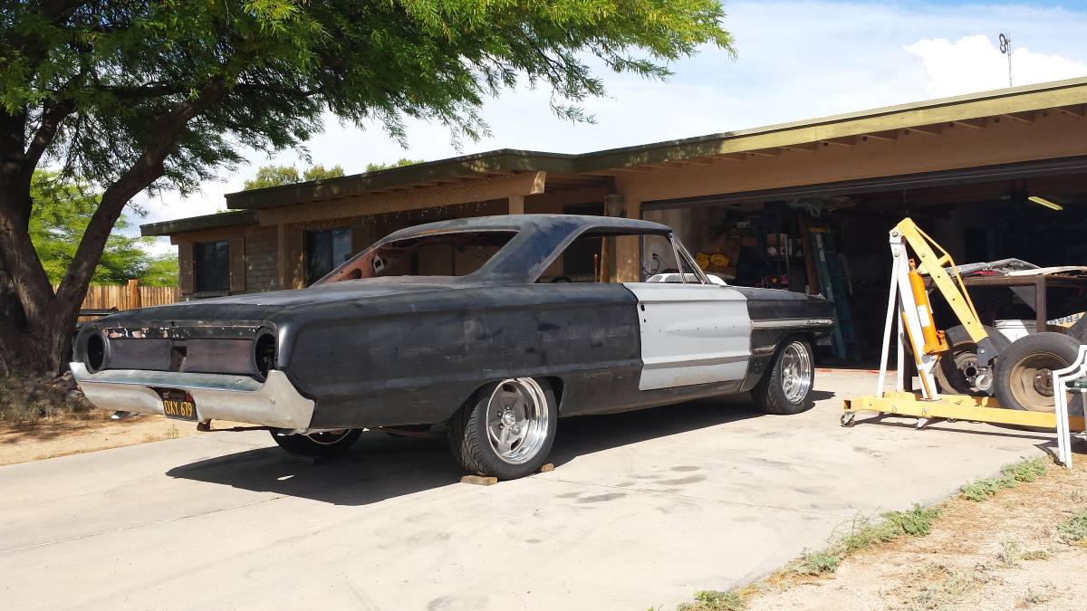 Ford-galaxie-500-xl-1964-black-3