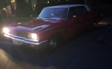 Ford-galaxy-500-1963-red-23