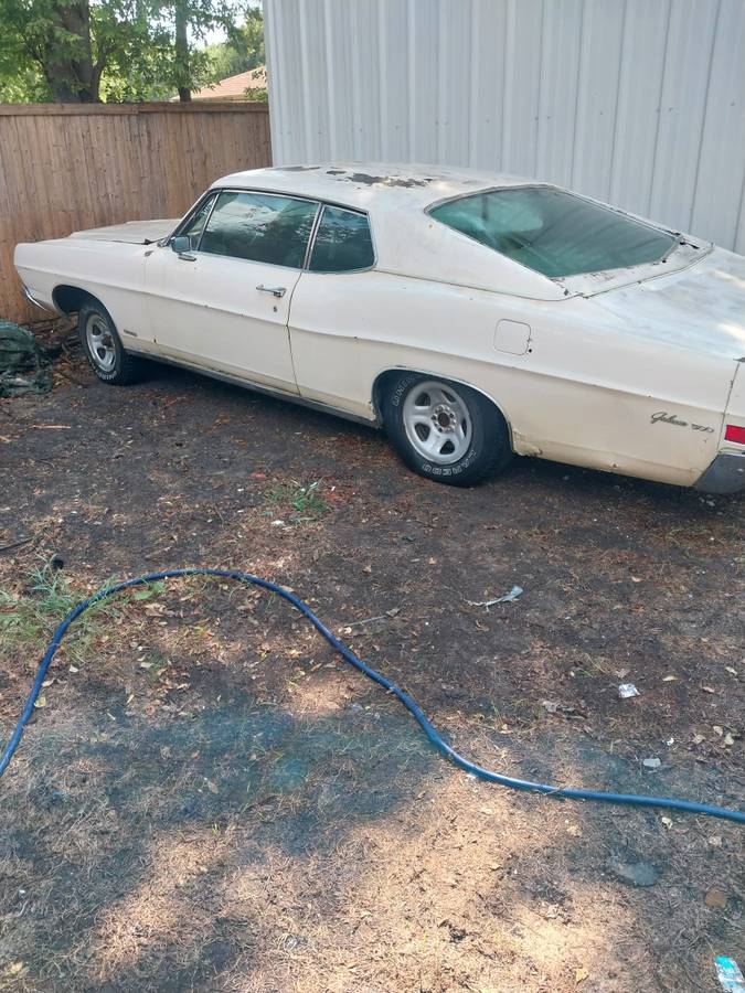 Ford-galaxy-500-1968-8