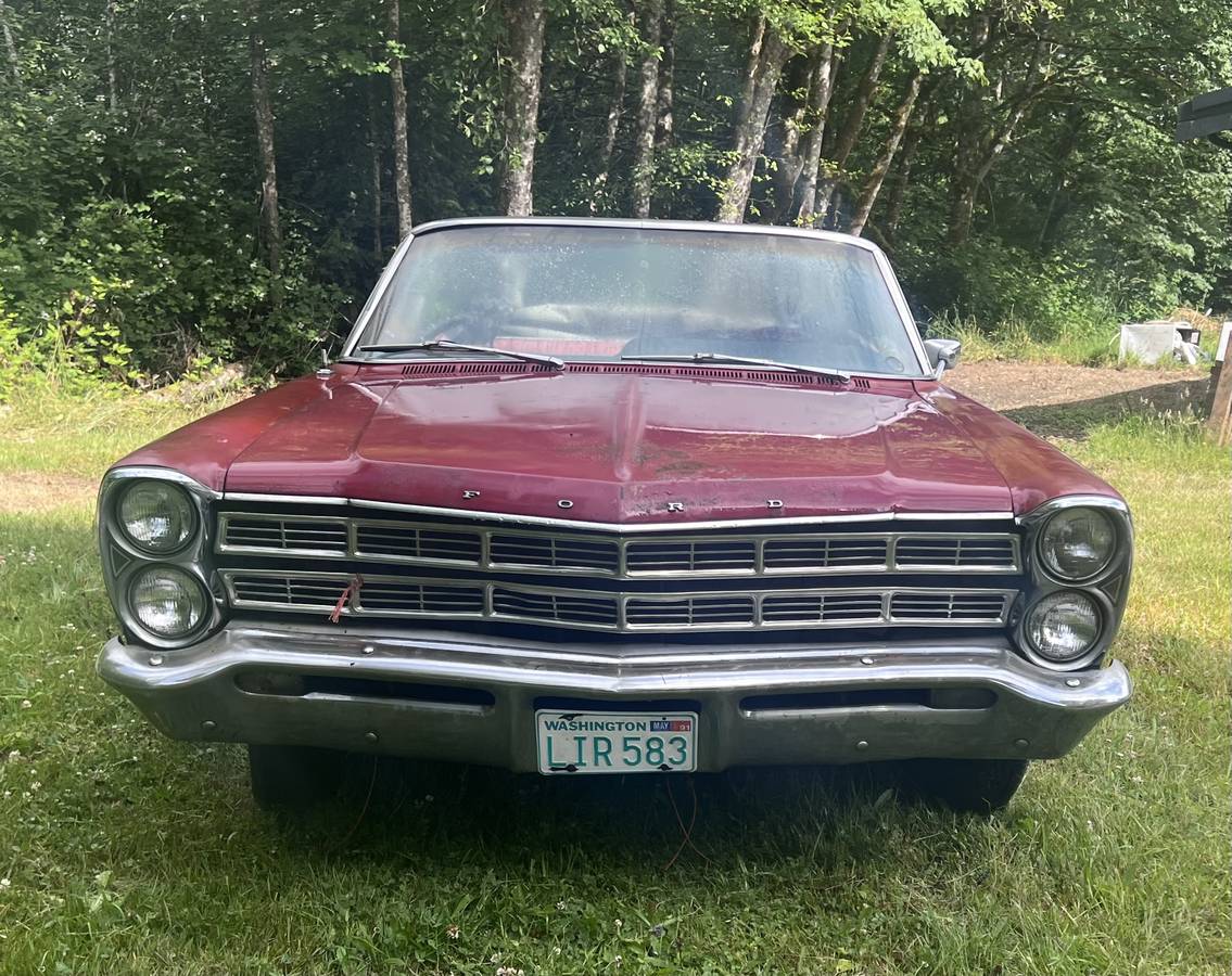 Ford-galaxy-500-convertible-1967-red