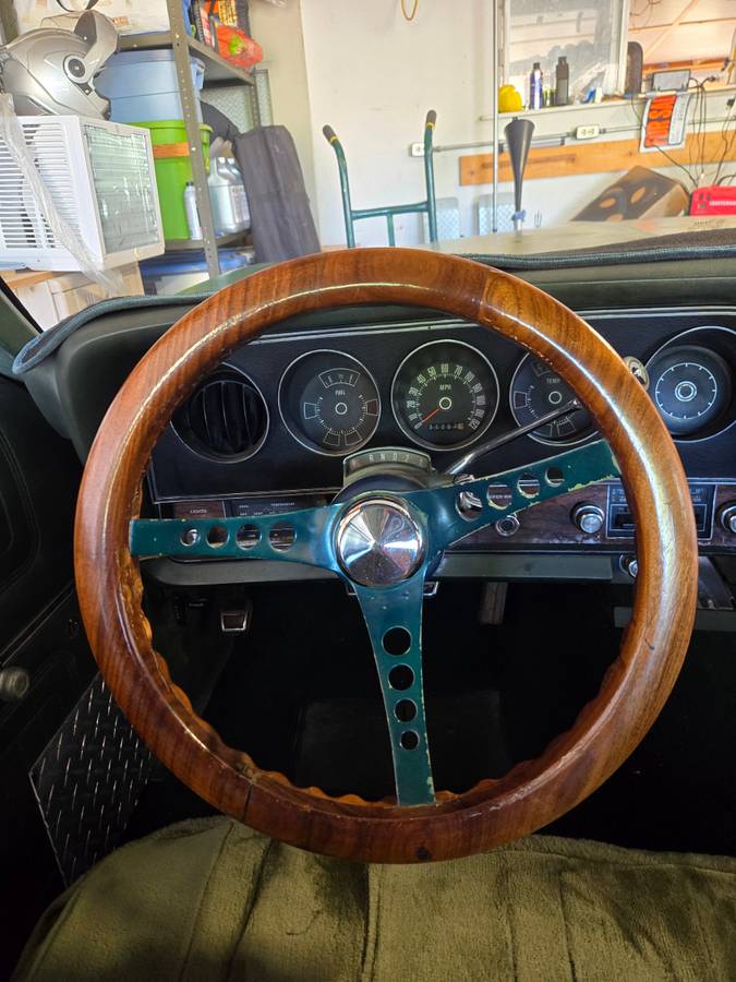 Ford-gran-torino-1974-green-1