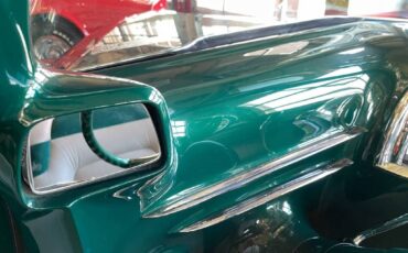 Ford-job-one-custom-show-car-1947-green-16