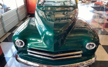 Ford-job-one-custom-show-car-1947-green-18