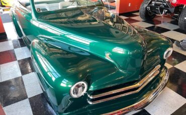 Ford-job-one-custom-show-car-1947-green-19