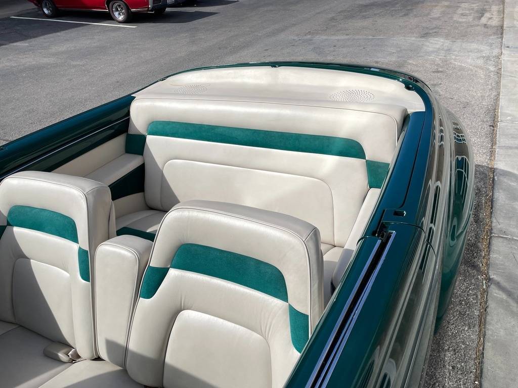 Ford-job-one-custom-show-car-1947-green-23