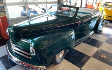 Ford-job-one-custom-show-car-1947-green-8