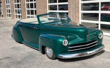 Ford-job-one-custom-show-car-1947-green-9