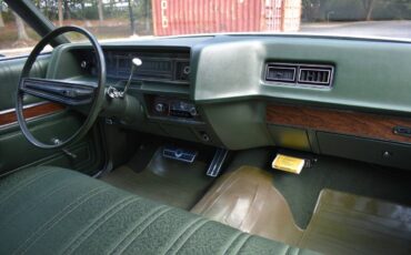 Ford-ltd-1972-green-3