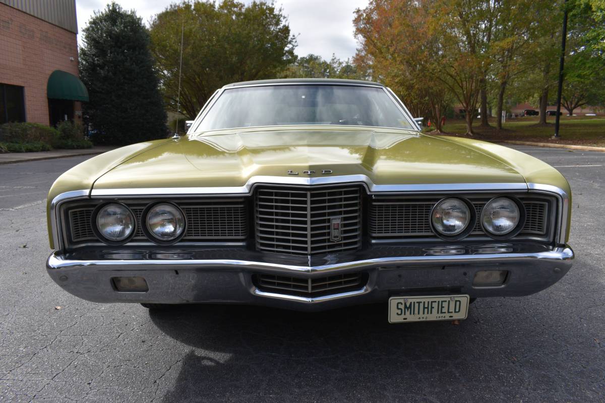 Ford-ltd-1972-green-8