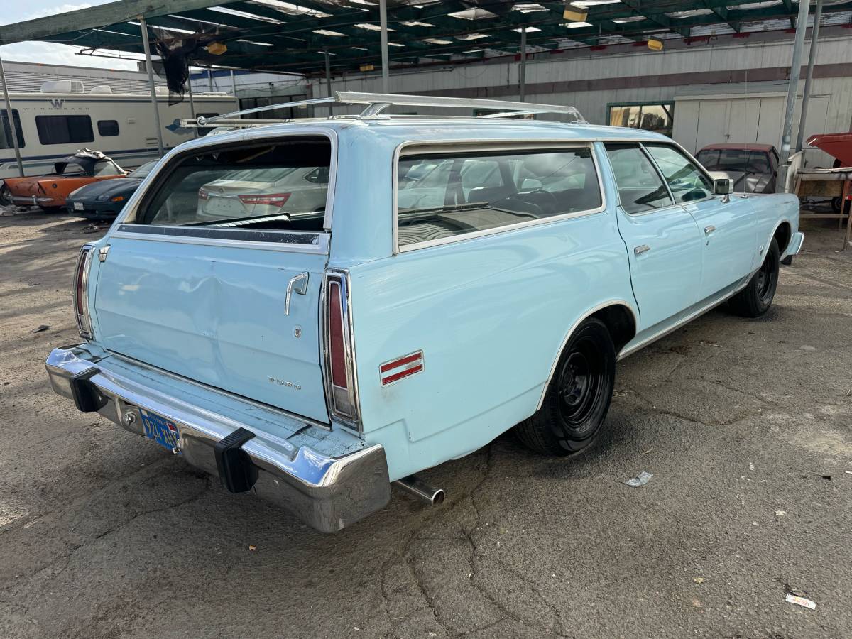 Ford-ltd-1978-blue-2