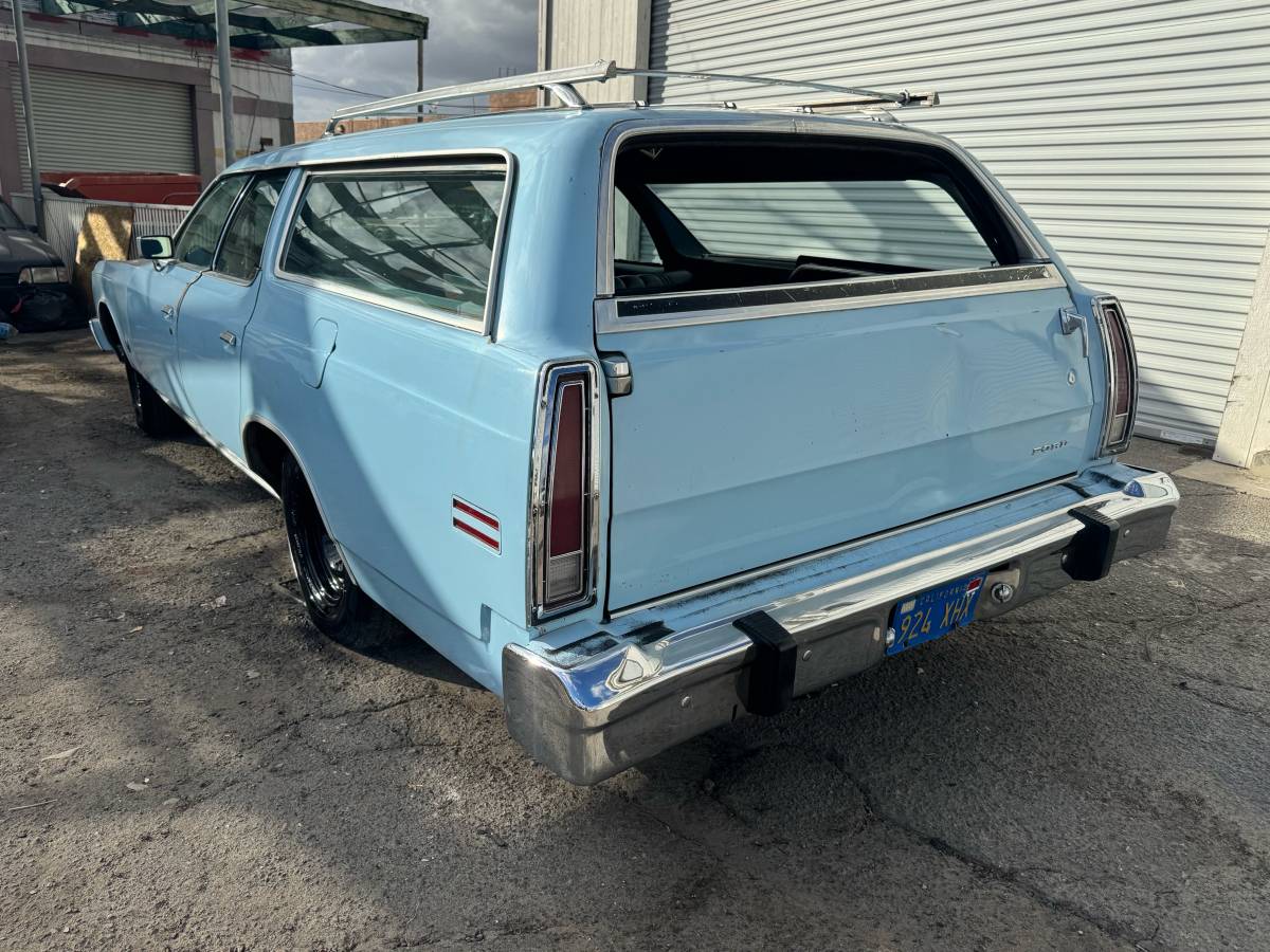 Ford-ltd-1978-blue-3