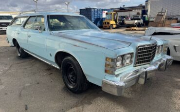 Ford-ltd-1978-blue