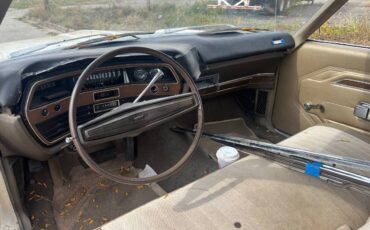 Ford-ltd-coupe-1970-17