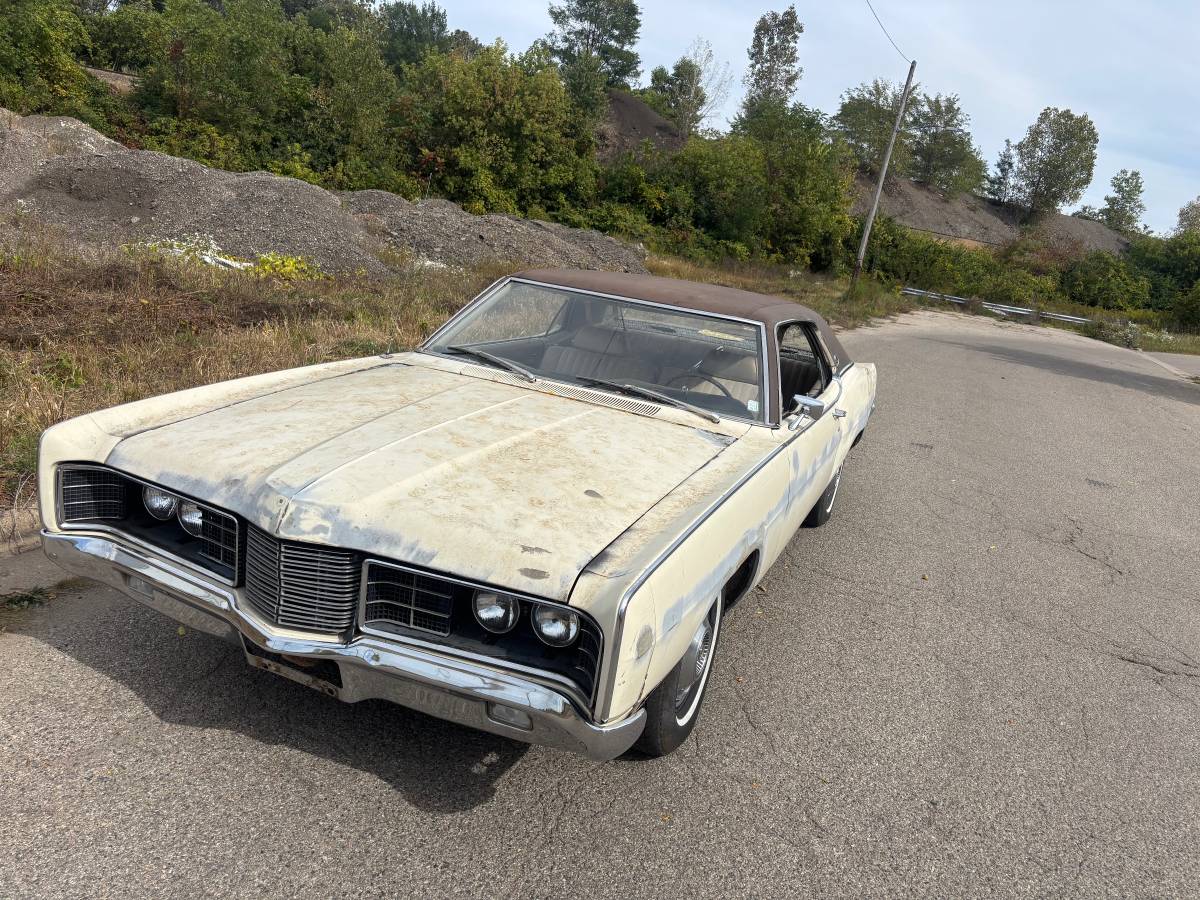 Ford-ltd-coupe-1970-7