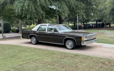 Ford-ltd-crown-victoria-1987-brown-16