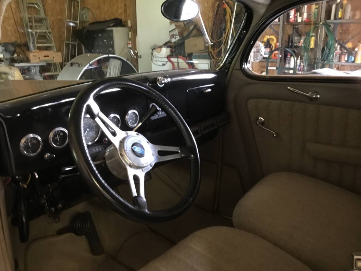 Ford-model-68-1936-brown-1
