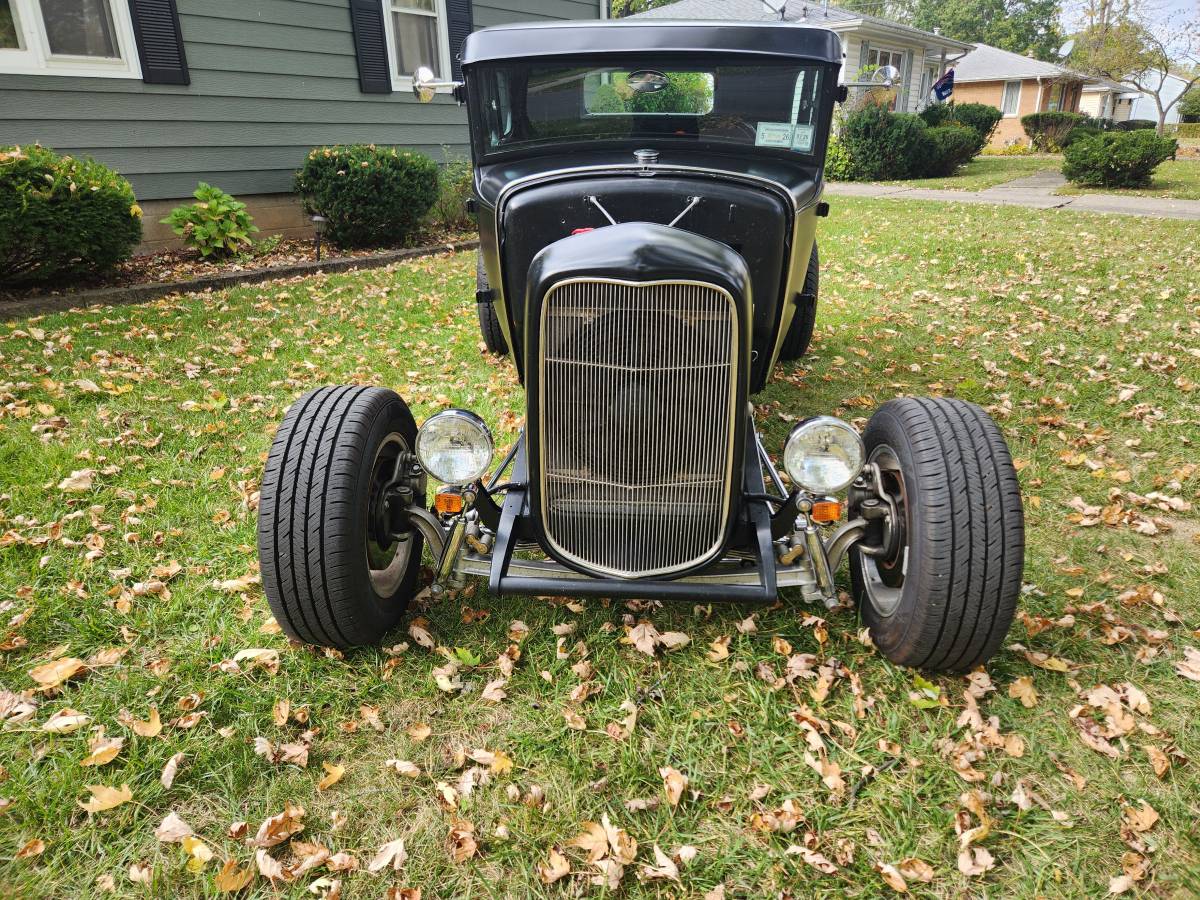 Ford-model-a-1931-black-5