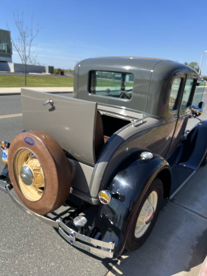 Ford-model-a-1931-green-15