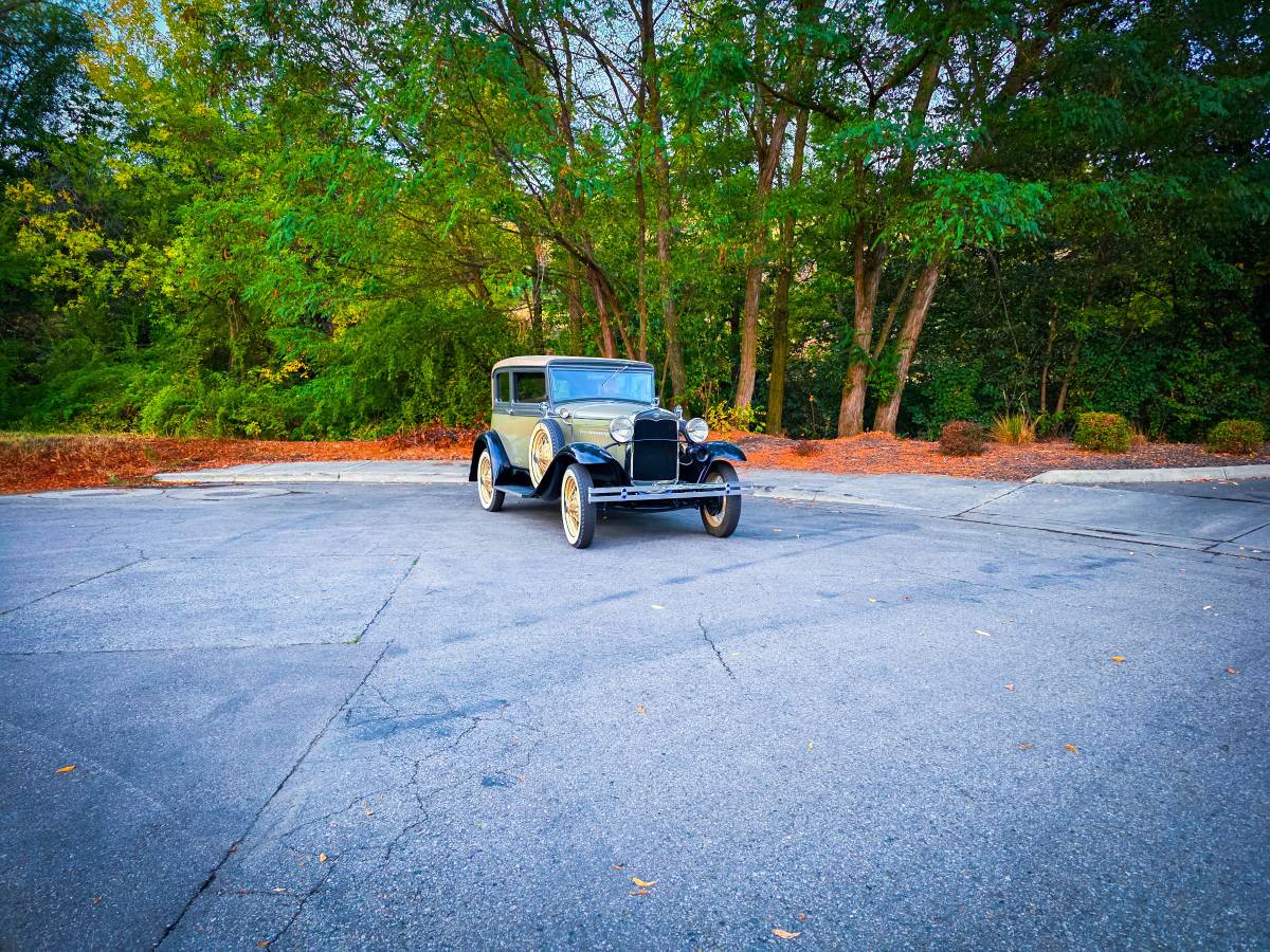 Ford-model-a-1931-green-4