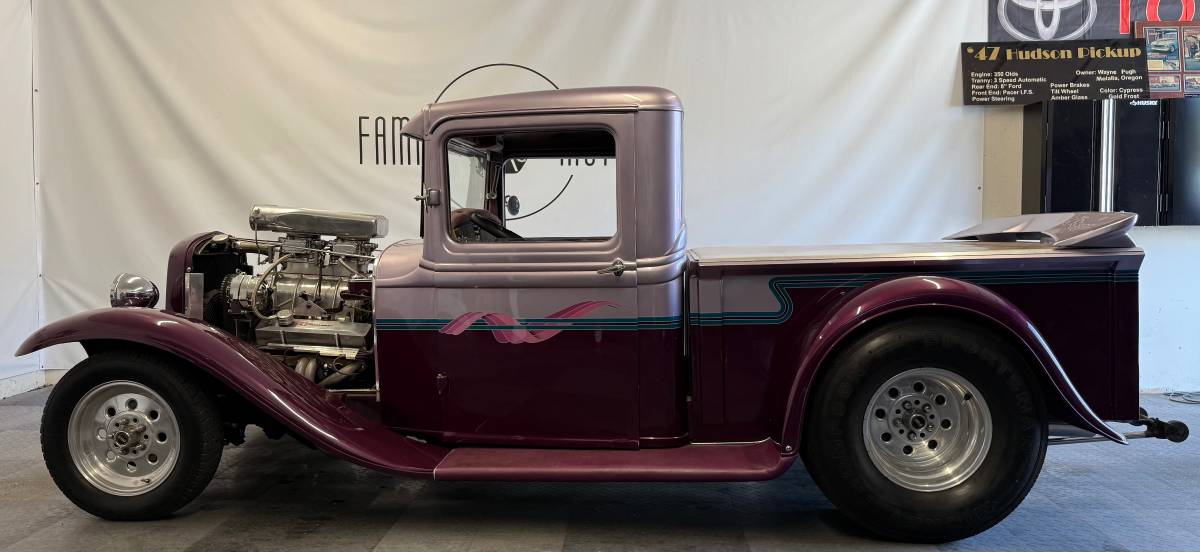Ford-model-a-1932-purple-1