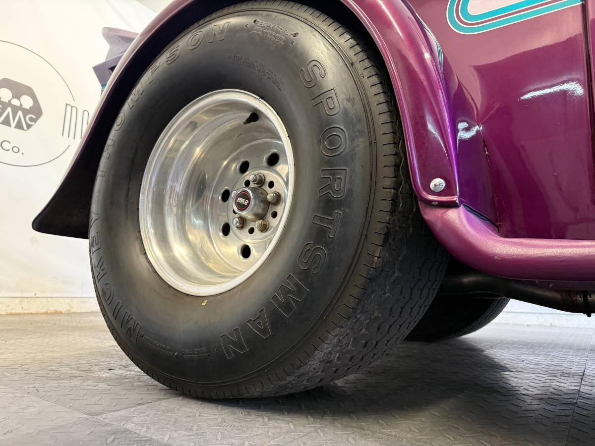 Ford-model-a-1932-purple-16
