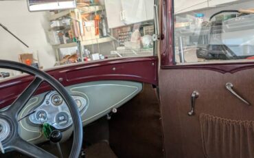 Ford-model-a-4-door-slant-window-1931-green-12