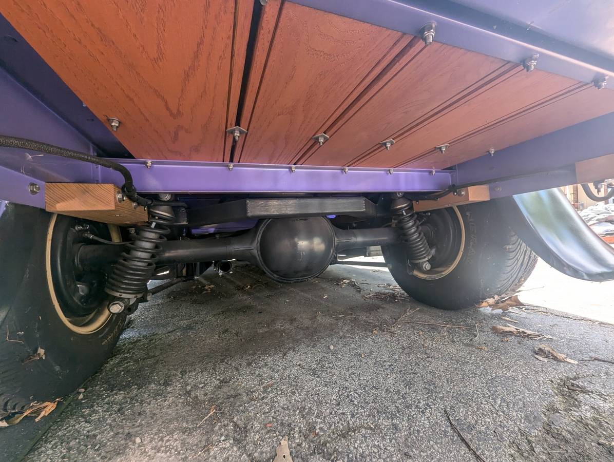 Ford-model-a-pickup-1931-purple-14