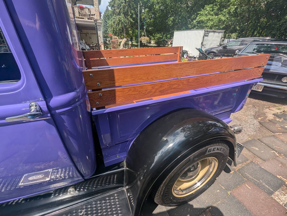 Ford-model-a-pickup-1931-purple-8